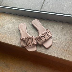 Santoni leather slip-on flat sandals